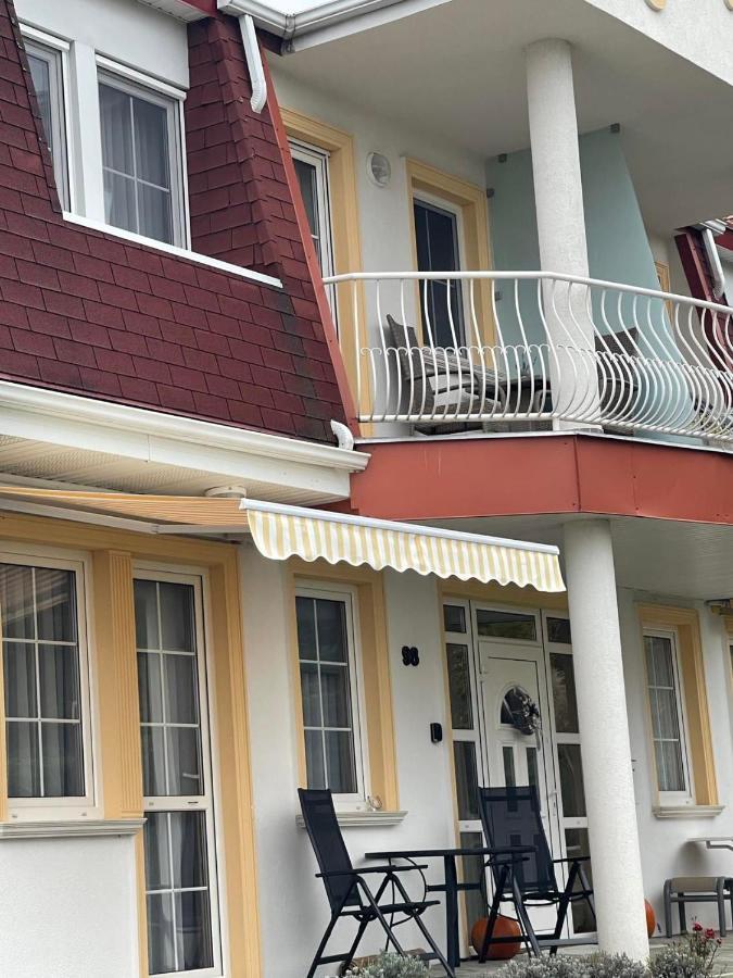 Benelise Apartman Heviz Bagian luar foto