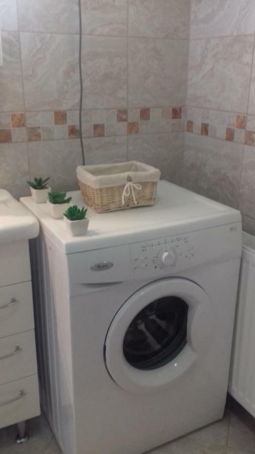 Benelise Apartman Heviz Bagian luar foto