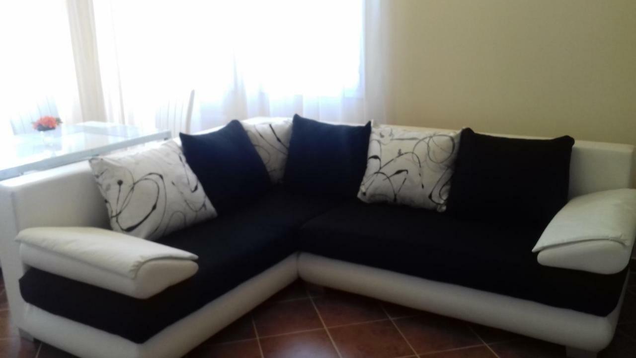 Benelise Apartman Heviz Bagian luar foto